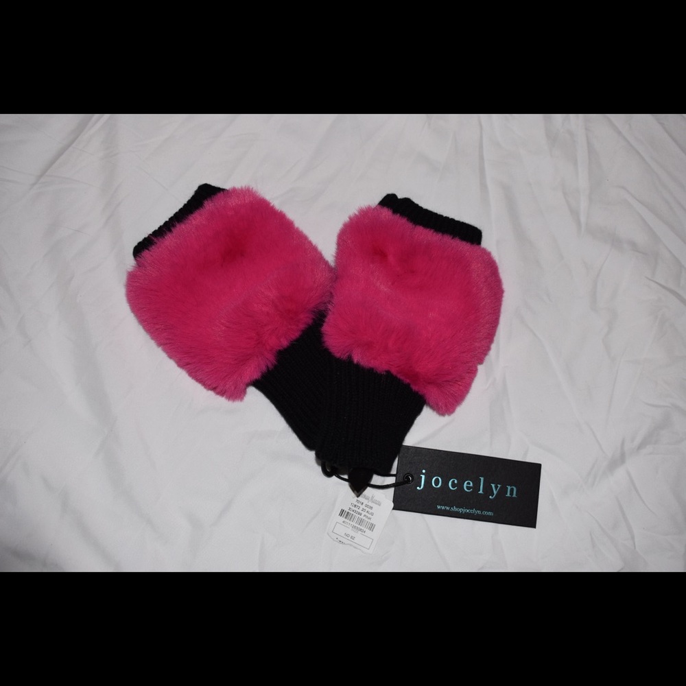 jocelyn faux fir mittens